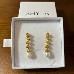 Shyla Pearl Chandelier Earrings